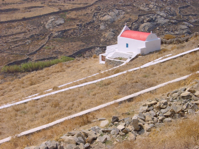 Mykonos Kirchlein bei Kloster Paleo Kastro.JPG -                                